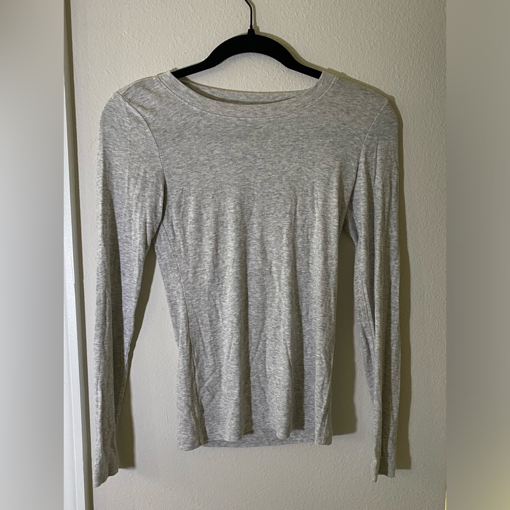 LOFT Long Sleeve Crew Neck Top in Grey